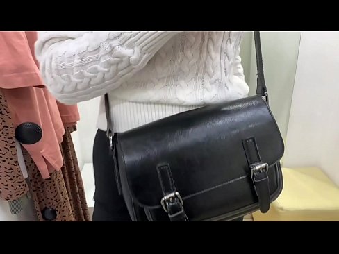 ❤️ Masturbarea în public a tinerei târfe FeralBerry cu un dildo în cabina de probă ️❌ at us ro.sex-porntube.ru ❌